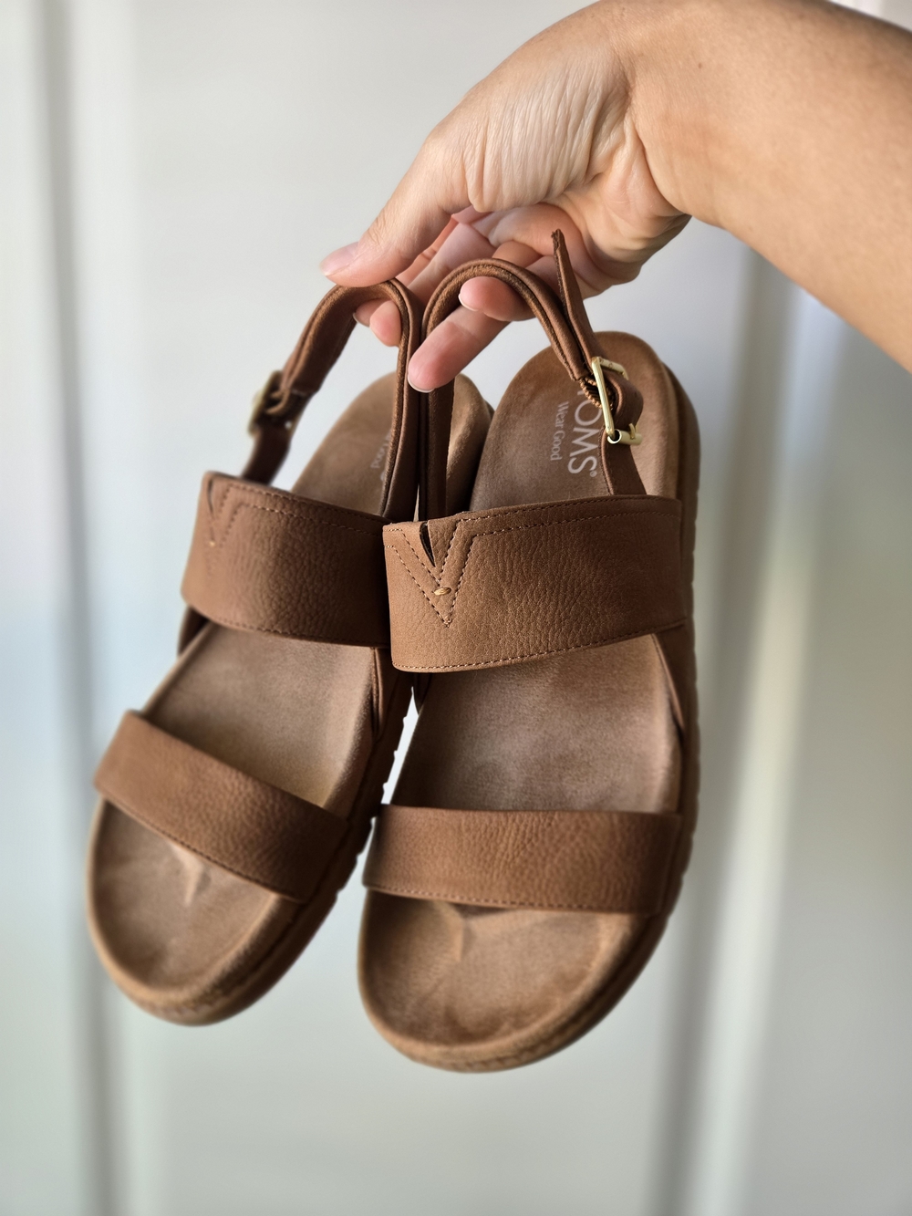 Toms Marin Sandal In Brown Sugar Nubuck